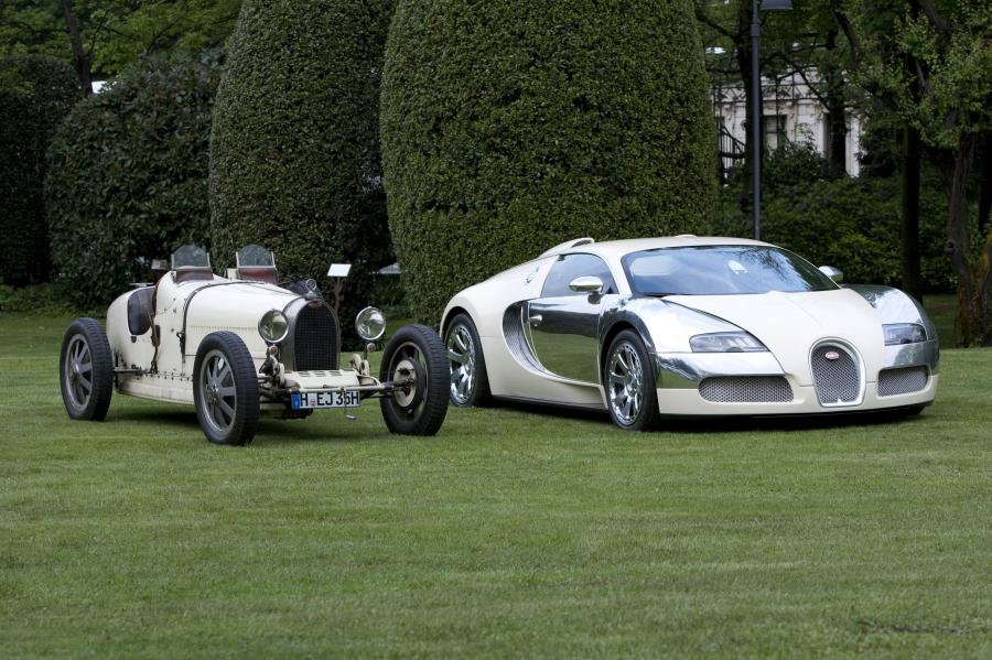  Bugatti Veyron 16.4 Centenaire 2009 года  (фото 50 из 130)